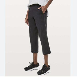 Lululemon Light Strides Crop Pants *22" Black Mid Rise Pull-On Elastic Size 6